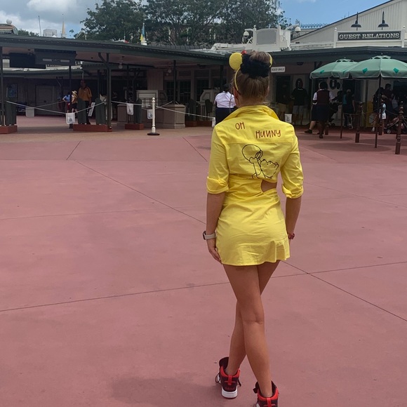 Winnie the Pooh dress - Picture 5 of 6